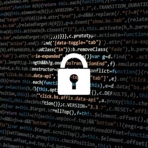 hacker-1944688_640